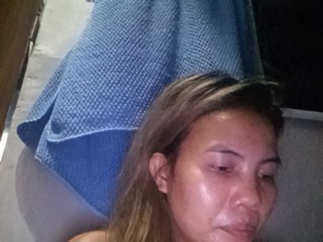HEARTQUEEN live cam preview