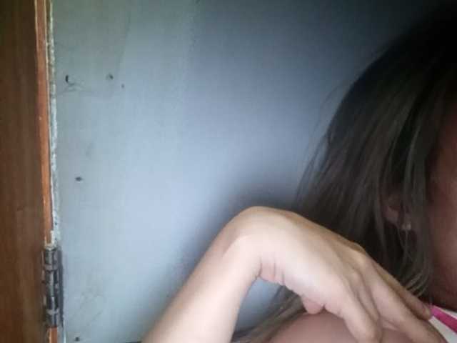 Pempemliciouss, live now on BongaCams