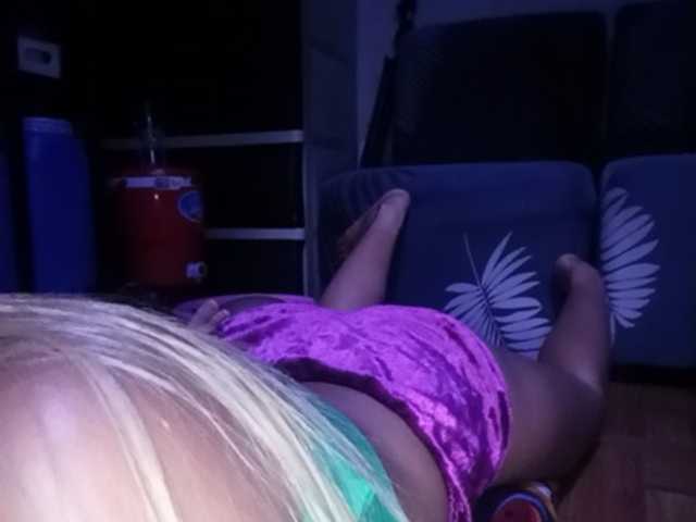 Pempemliciouss live cam on BongaCams