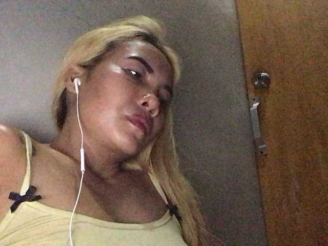 Pempemliciouss live cam on BongaCams