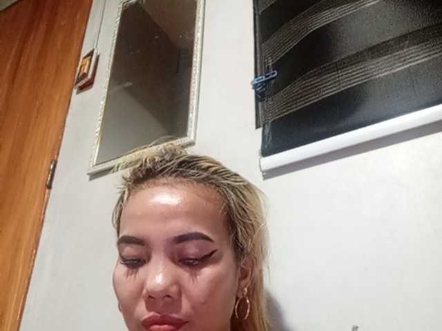 Pempemliciouss live cam on BongaCams