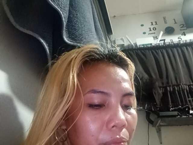 Pempemliciouss live cam on BongaCams