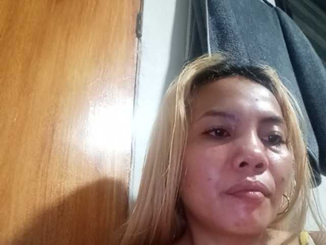 Pempemliciouss live cam on BongaCams