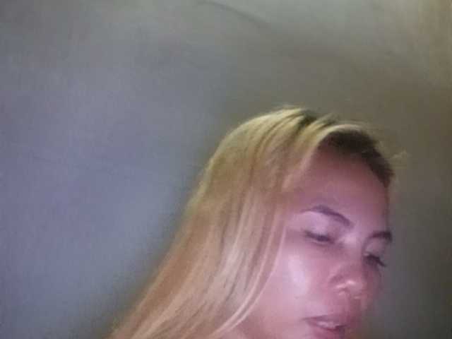 Pempemliciouss live cam on BongaCams
