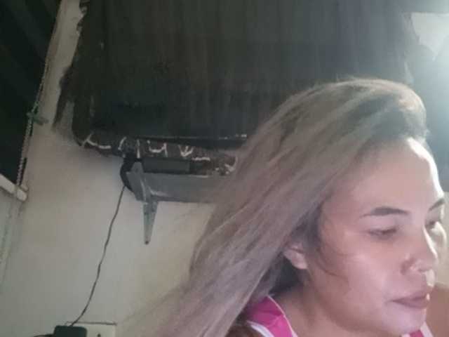 Pempemliciouss live cam on BongaCams