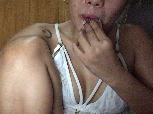 Pempemliciouss live cam on BongaCams