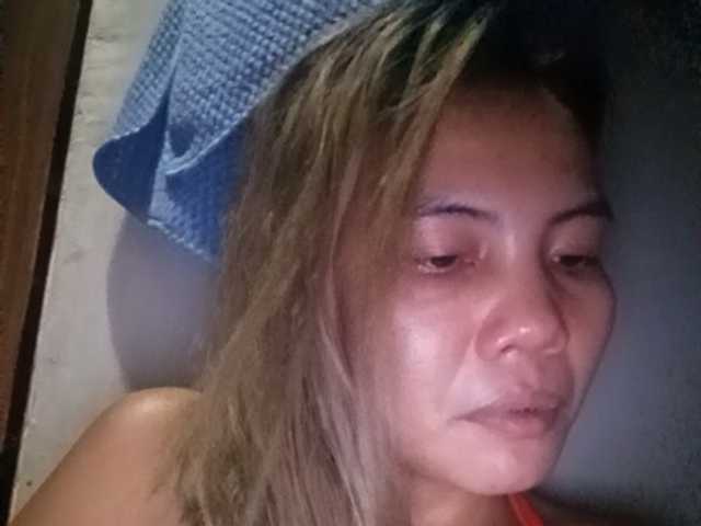 HEARTQUEEN live cam preview