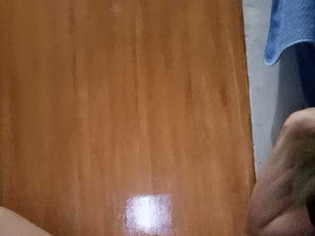 HEARTQUEEN live cam preview