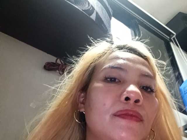 Pempemliciouss live cam on BongaCams