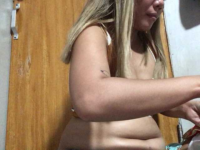 Pempemliciouss live cam on BongaCams