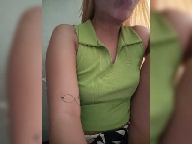 Pempemliciouss live cam on BongaCams
