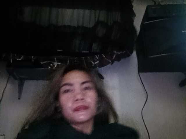 HEARTQUEEN live cam preview