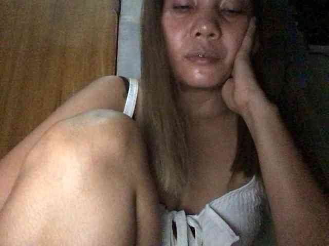 HEARTQUEEN webcam