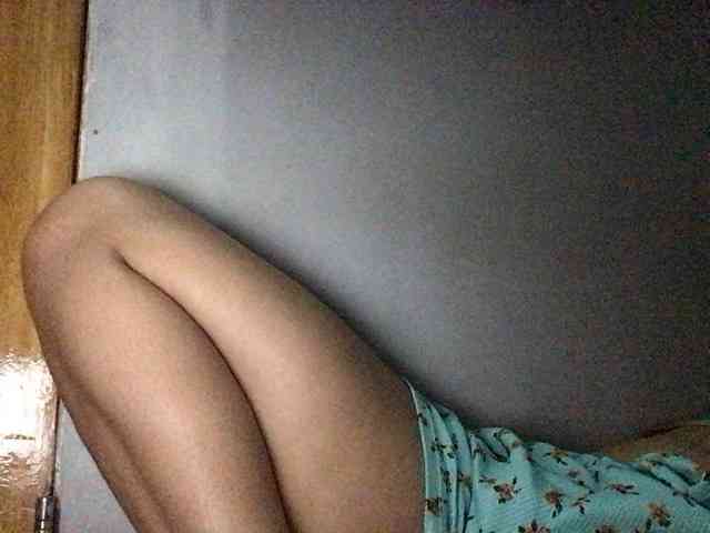 HEARTQUEEN webcam