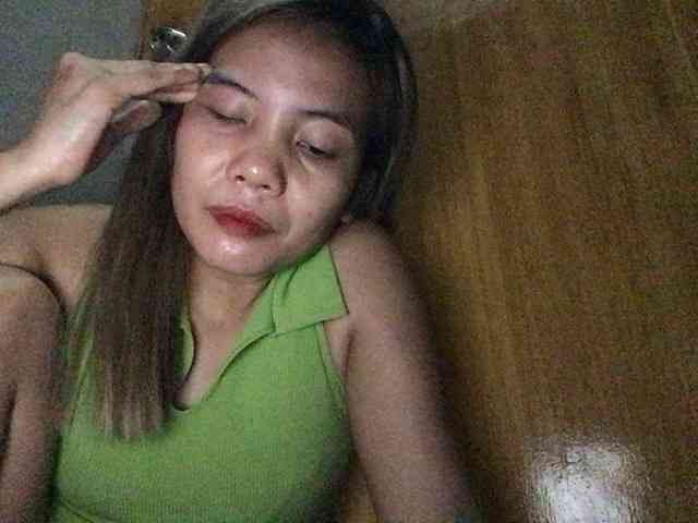 HEARTQUEEN webcam