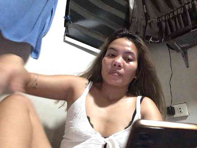 HEARTQUEEN webcam