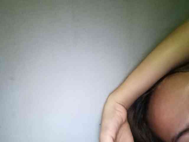 HEARTQUEEN webcam
