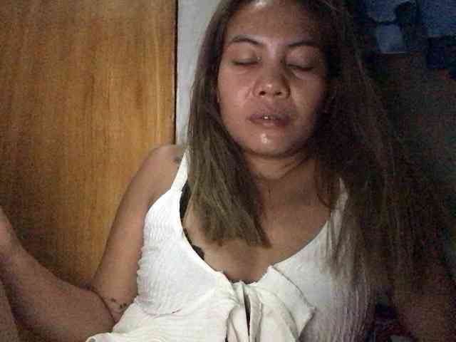 HEARTQUEEN webcam