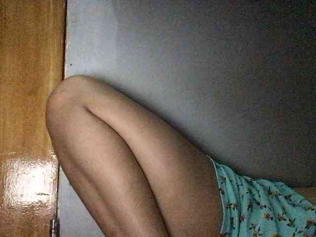 HEARTQUEEN webcam