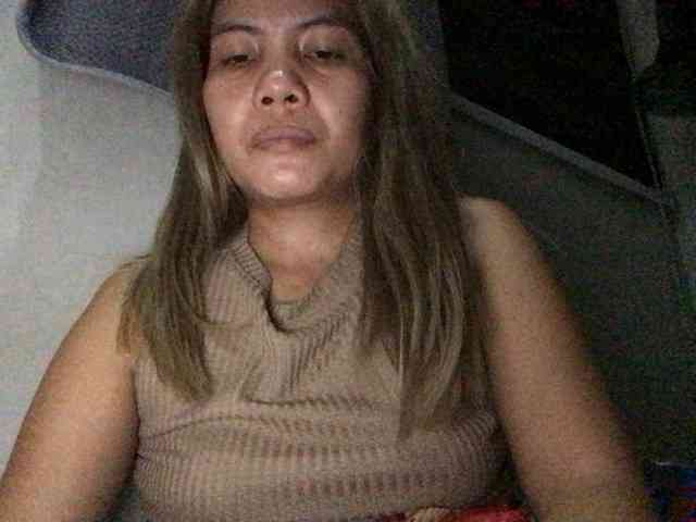 HEARTQUEEN webcam