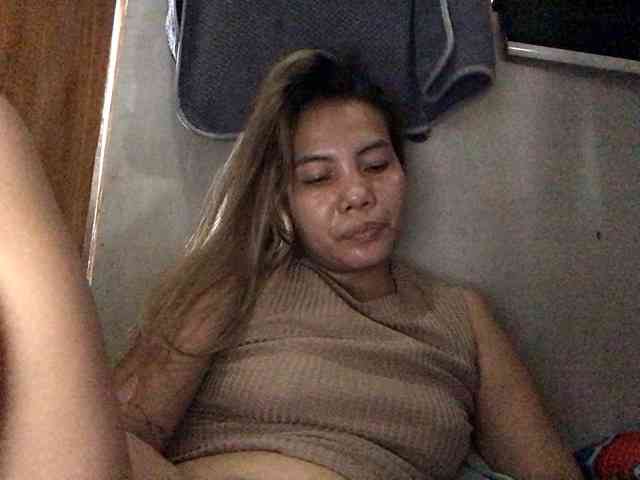 HEARTQUEEN webcam