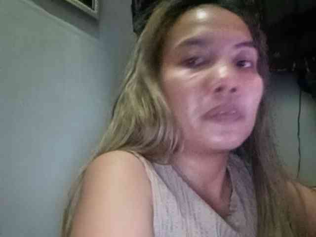HEARTQUEEN webcam