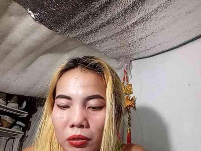 Pempemliciouss Live Webcam on BongaCams