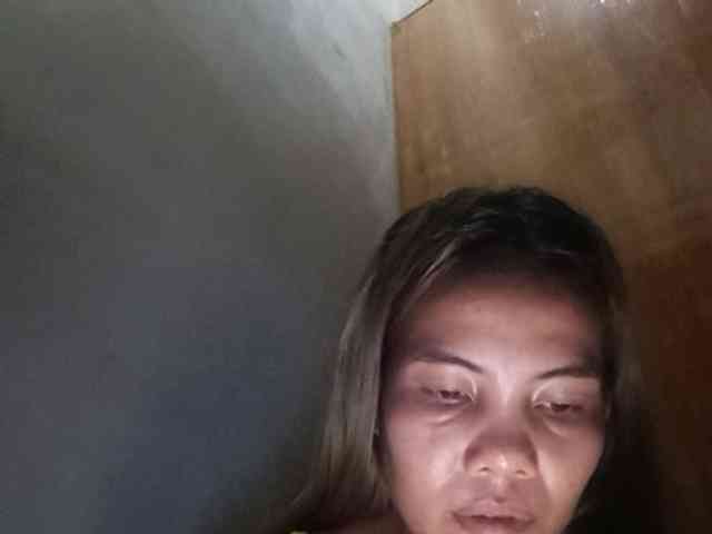 HEARTQUEEN webcam