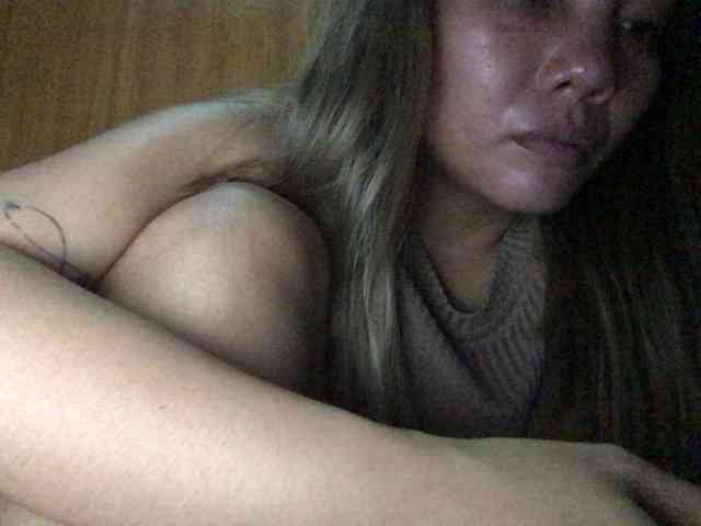 HEARTQUEEN webcam