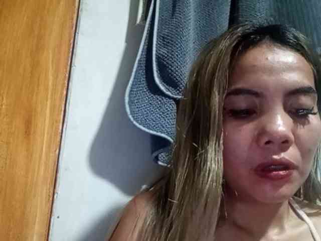 HEARTQUEEN webcam