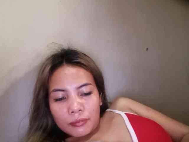 HEARTQUEEN webcam