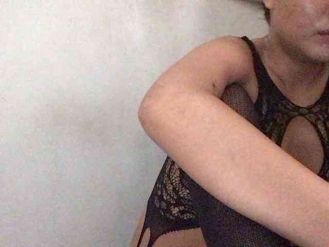HEARTQUEEN webcam