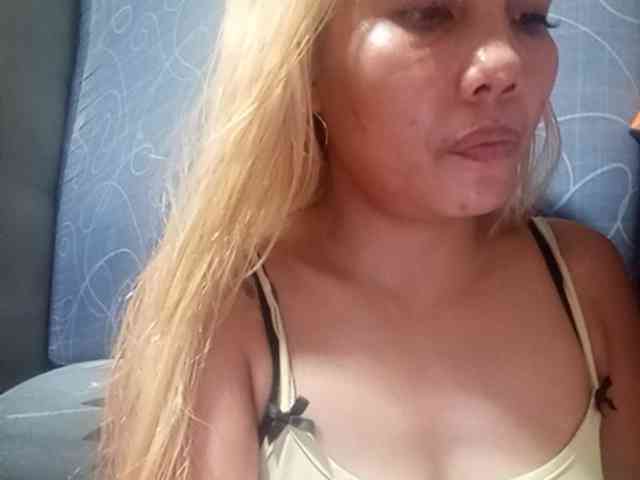 Pempemliciouss Live Webcam on BongaCams