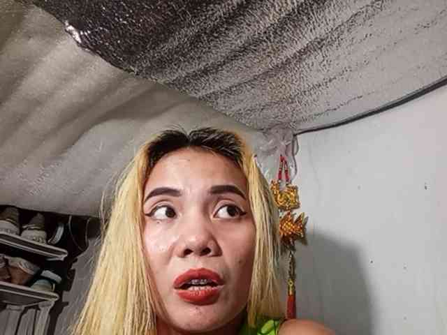 Pempemliciouss Live Webcam on BongaCams
