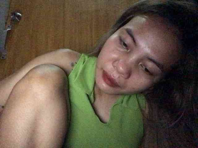 HEARTQUEEN webcam