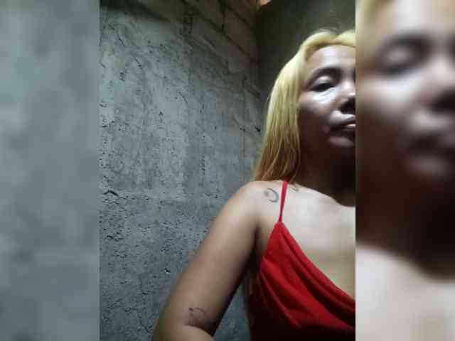 Pempemliciouss Live Webcam on BongaCams