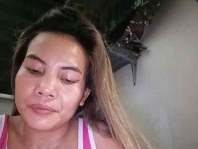 HEARTQUEEN webcam