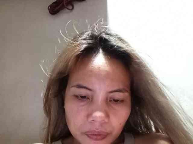 HEARTQUEEN webcam