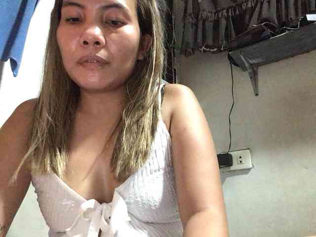 HEARTQUEEN webcam