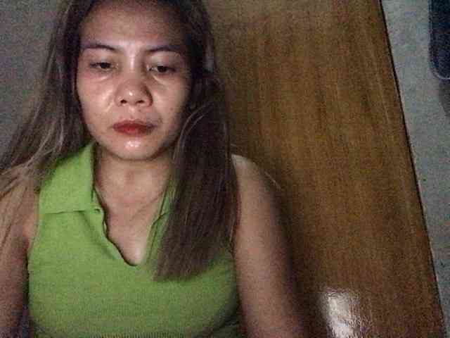 HEARTQUEEN webcam