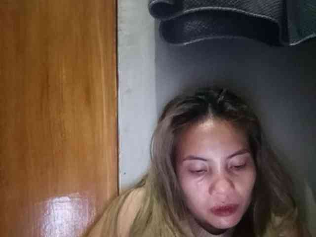 HEARTQUEEN webcam