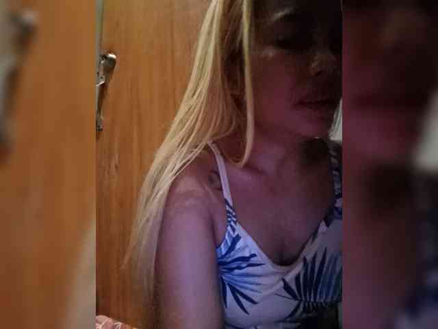 Pempemliciouss Live Webcam on BongaCams