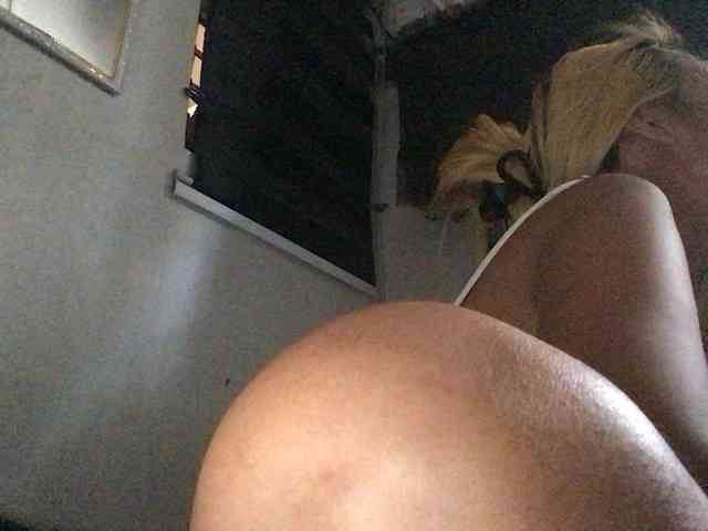 Smithsophie webcam