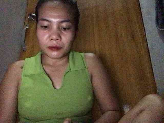 HEARTQUEEN webcam