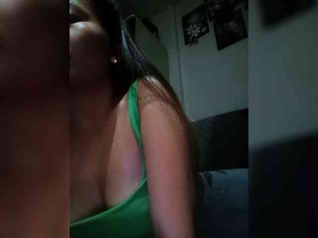 Pempemliciouss Live Webcam on BongaCams