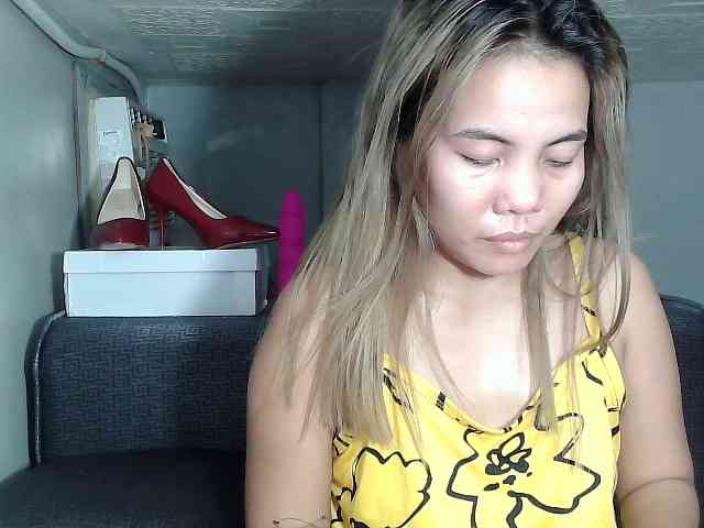 HEARTQUEEN webcam