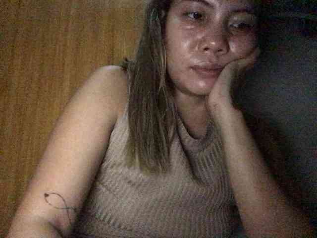 HEARTQUEEN webcam