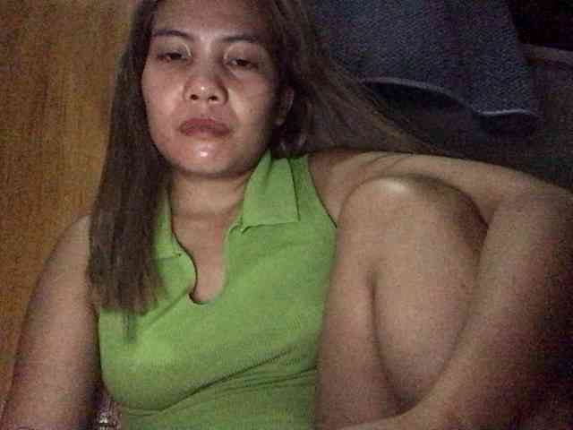 HEARTQUEEN webcam