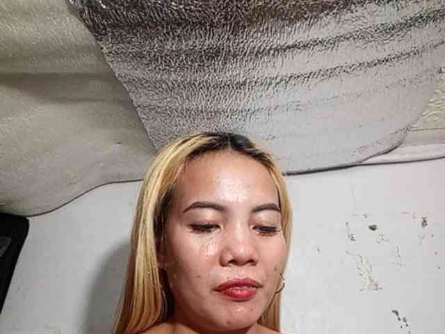 Pempemliciouss Live Webcam on BongaCams