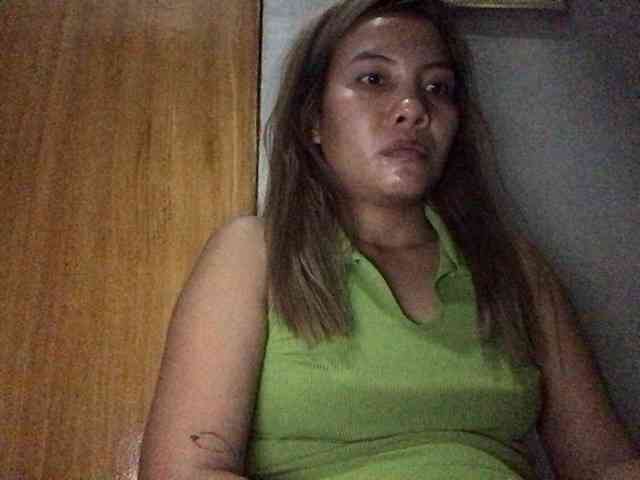HEARTQUEEN webcam